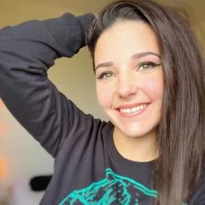 Meet your Posher, Keri